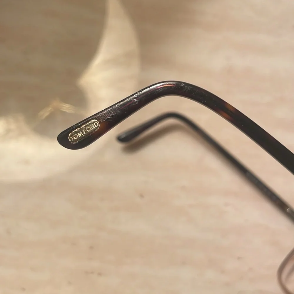 Tom Ford Glasses FT 5636 -B 045 Shiny Transp. Brown, Dark Havana, Rose Gold - Picture 4 of 7